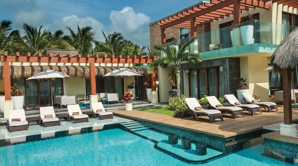 Azul Villa Esmeralda in Puerto Morelos
