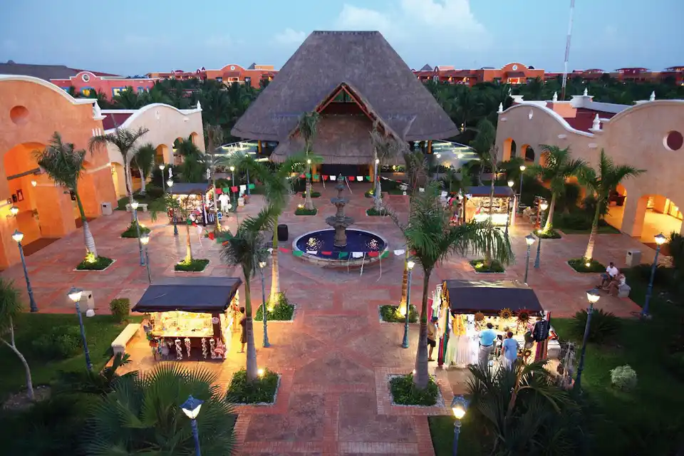 Barcelo Maya Colonial in Puerto Aventuras