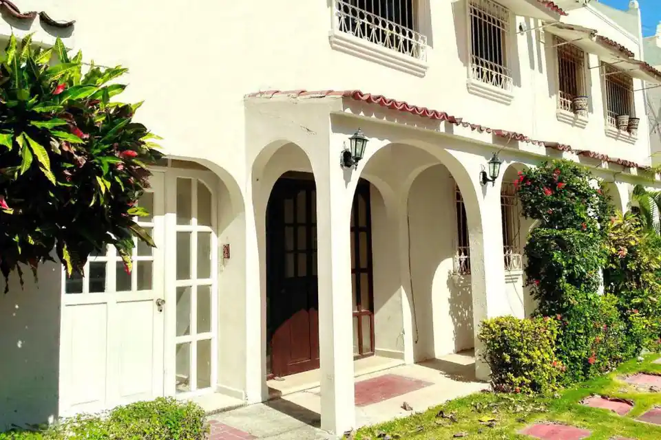 Casa Blanca Boutique & Adventure Center in Cancun Hotel Zone & Downtown