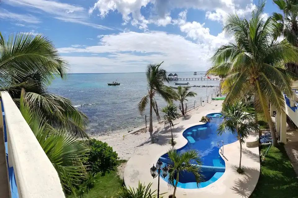Casa Cenote Hotel Tankah Bay / Tulum