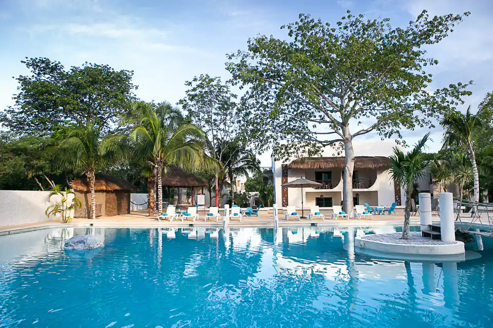 Casa Kaoba Hotel & Suites in Playa del Carmen