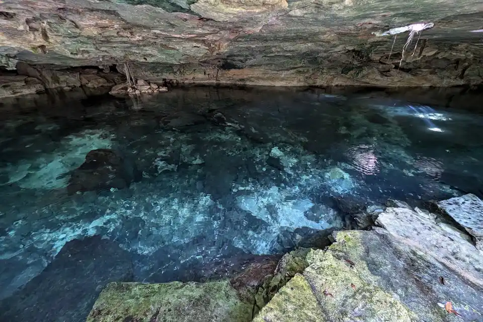 Cenote Búho in Puerto Aventuras