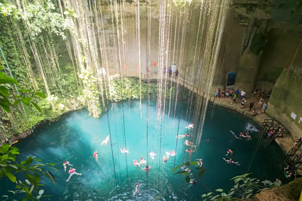 Cenote Ik Kil en Chichen Itza