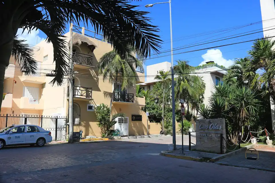 Condominio las Olas (Playa del Carmen)
