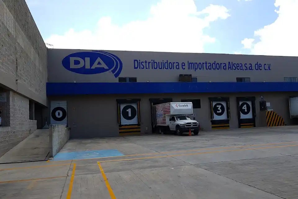 Distribuidora e Importadora Alsea en Cancun Zona Hotelera & Centro