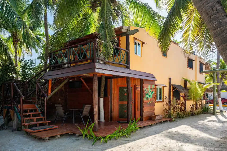 Diving Lodge Downtown Puerto Morelos in Puerto Morelos