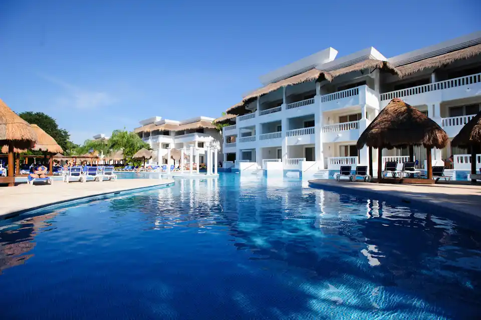 Grand Princess Sunset Resort