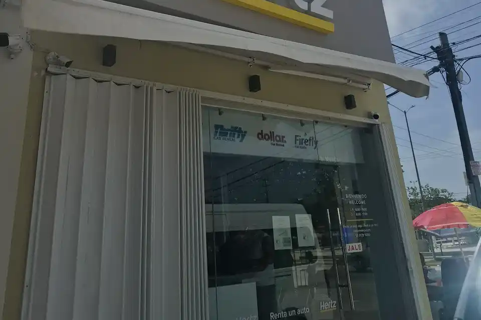 Hertz Tulum