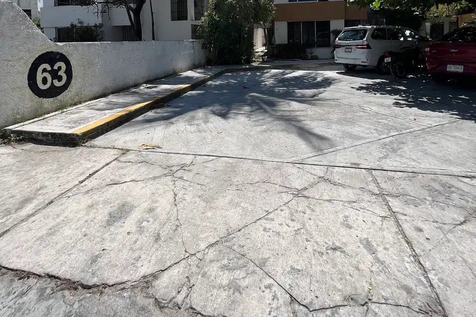 KAB Hotel & Hostel in Cancun Hotel Zone & Downtown