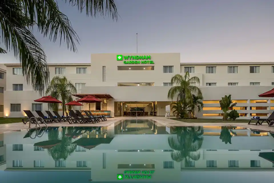 Luna Blue Hotel and Garden