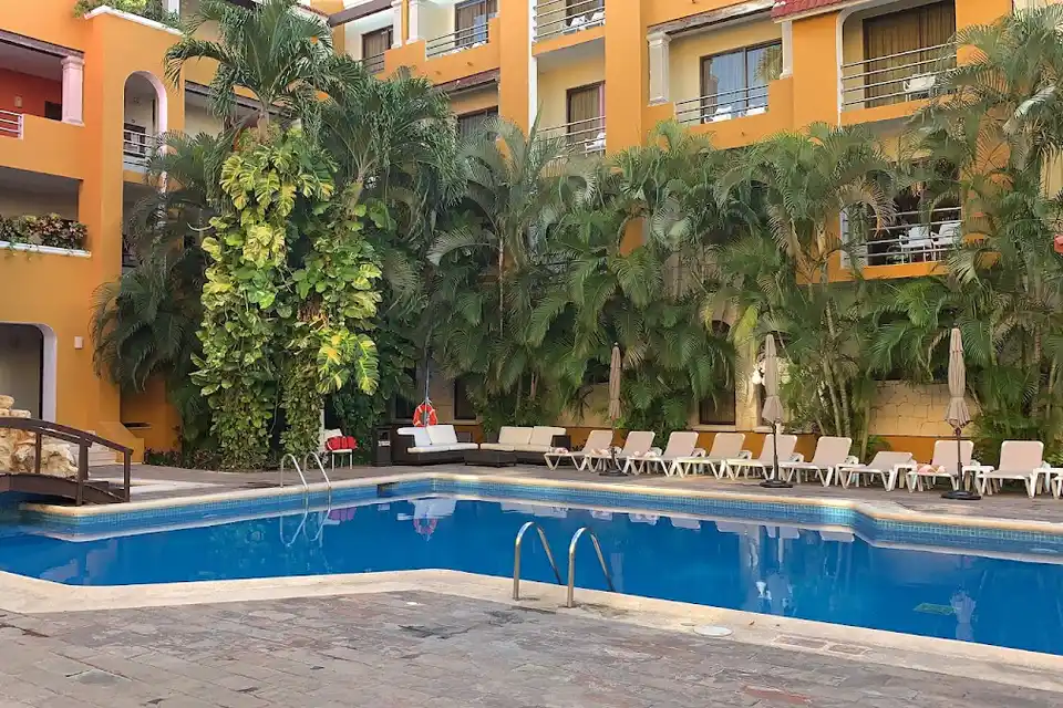 Margaritas in Cancun Hotel Zone & Downtown