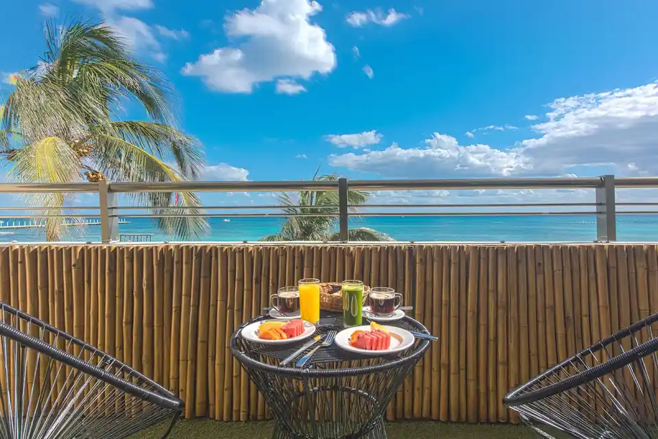 Ocean Plaza by Zama Homes en Playa del Carmen