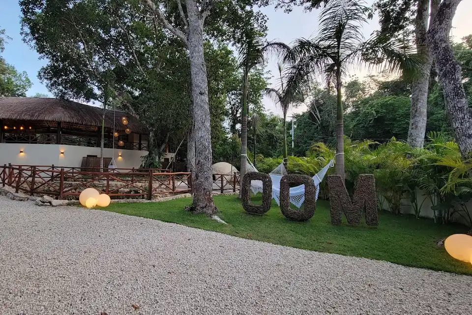 OOM Bubble Boutique in Playa del Carmen