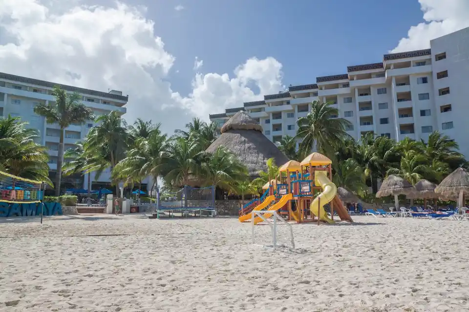 Playa Langosta Cancun in Cancun Hotel Zone & Downtown