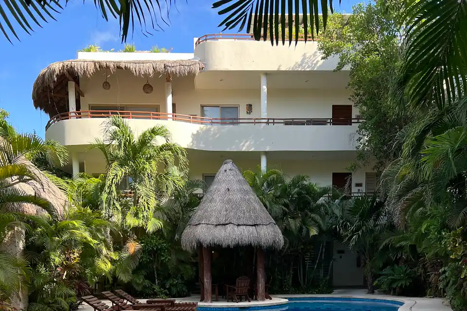 Puerta Zama Tulum