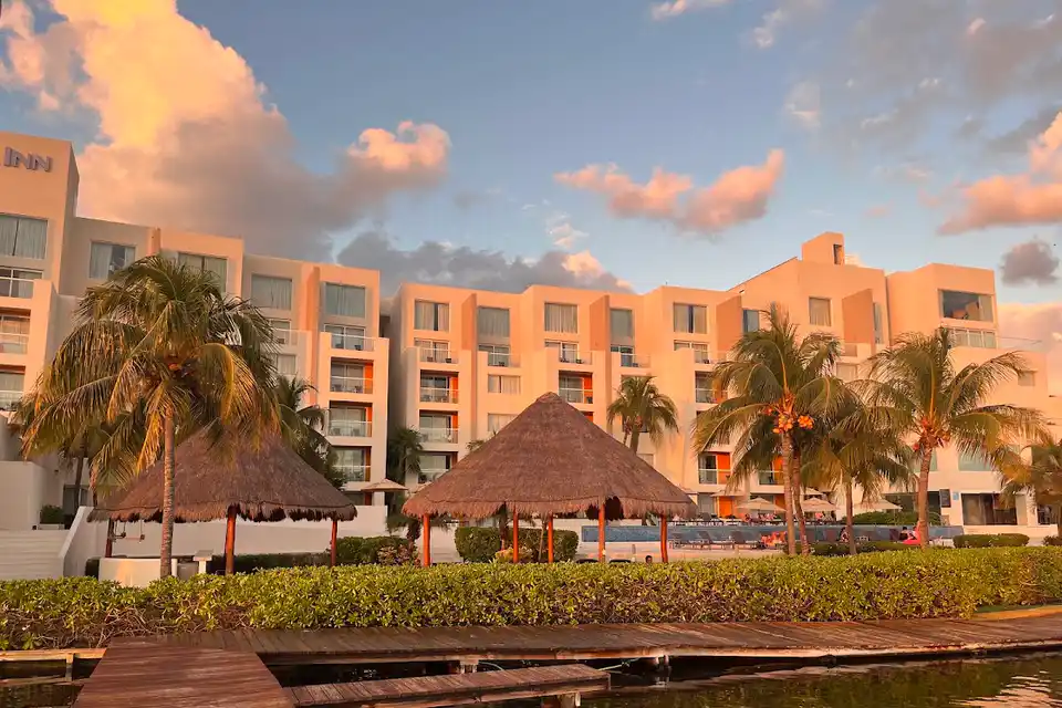Real Inn Cancun by Camino Real in Cancun Hotel Zone & Downtown