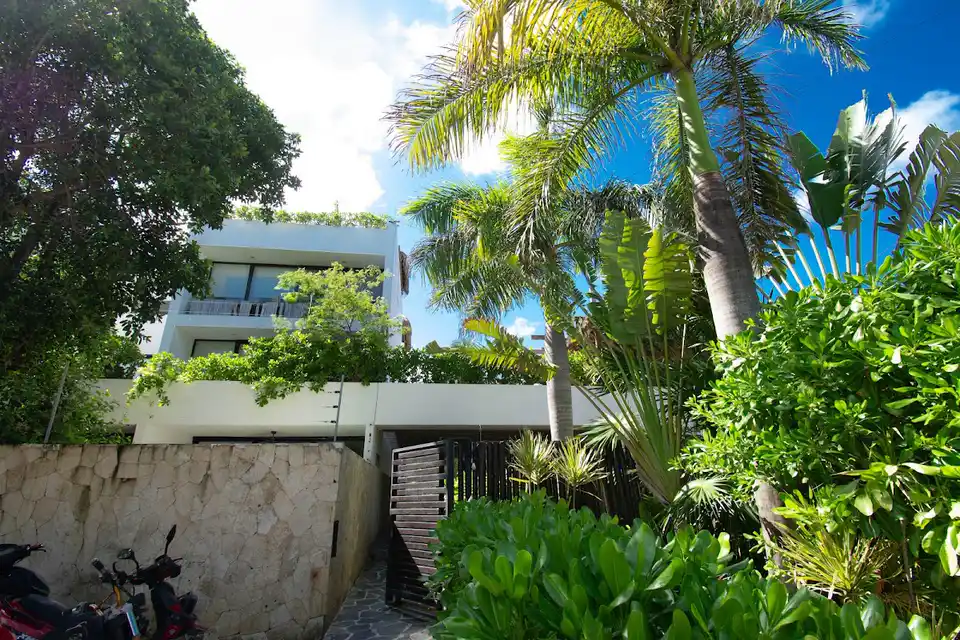 Saasil Tulum Condos & Hotel