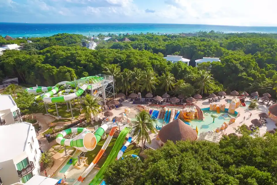 Sandos Caracol Beach and Spa