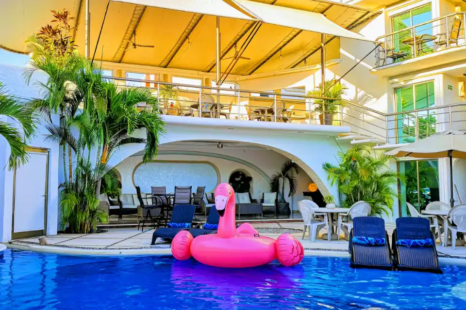 Suite Blue in Cancun Hotel Zone & Downtown