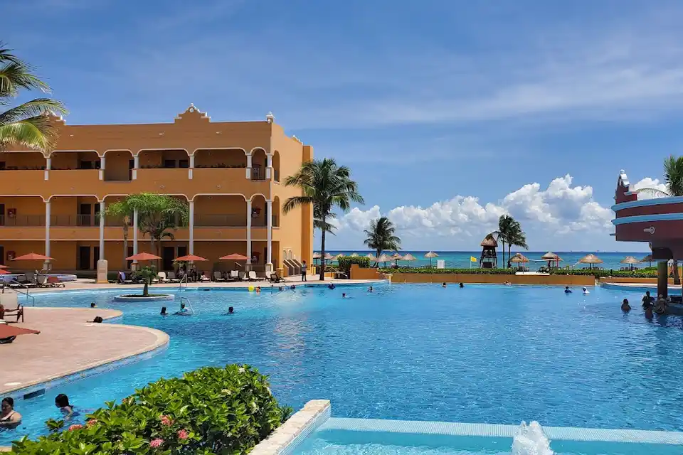 The Royal Playa del Carmen